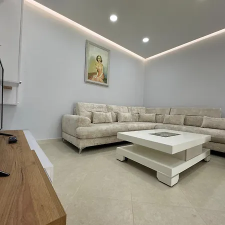 Apartment House In Beach Vlore