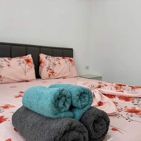 Apartament House In *