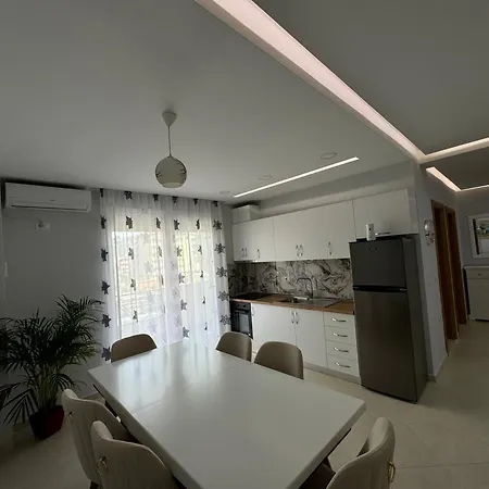 House In Beach *