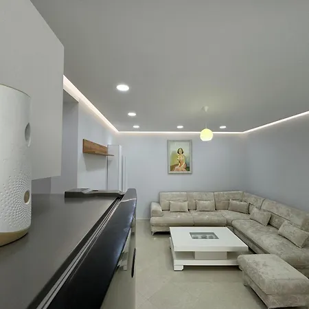 House In Beach Vlore