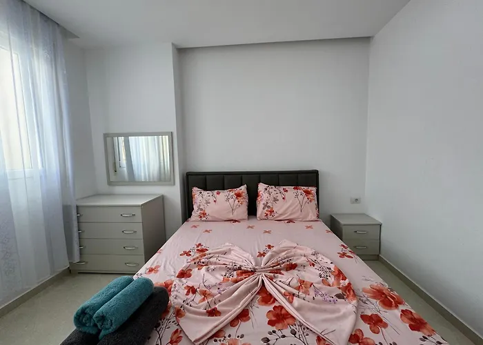 Appartement House In *